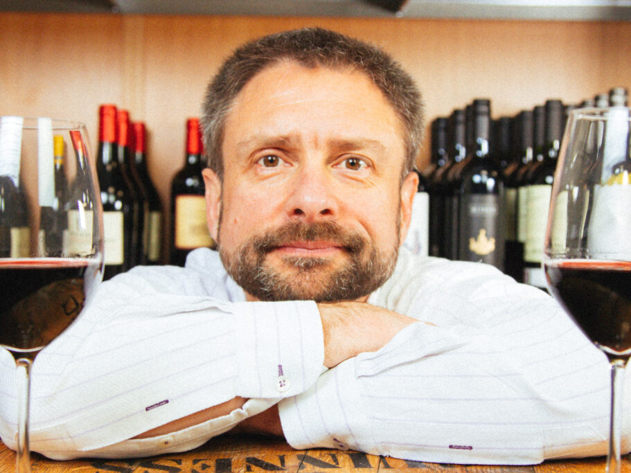 Do you aim af finding out the best italian wine available in UK? Michael Palij can tell you more about italian wine